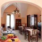 Bed & Breakfast Borgosolare 4*