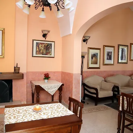 Borgosolare 4*