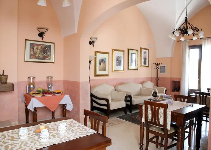 Borgosolare 4* سبيكيا