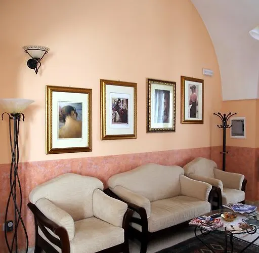 Borgosolare فندق مبيت وإفطار 4*