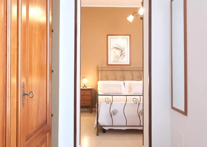 Borgosolare فندق مبيت وإفطار 4*