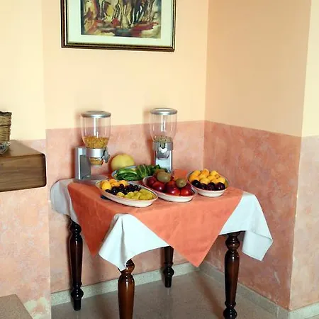 Frühstückspension Borgosolare 4*