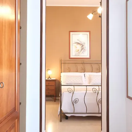 Borgosolare Bed & Breakfast 4*