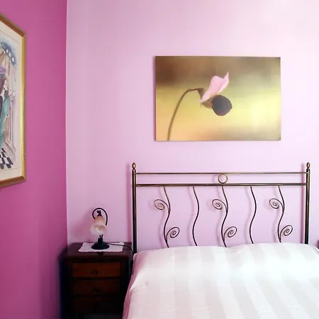 Borgosolare Specchia